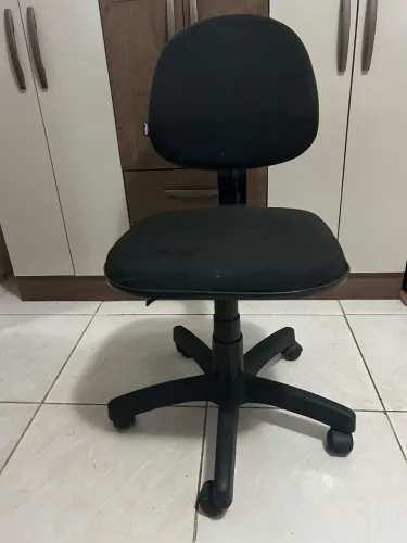 Cadeira de Escritorio Executiva reforçada