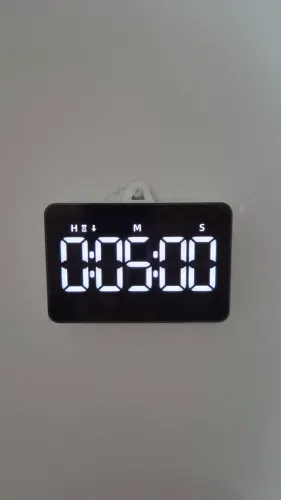 Cronômetro Timer Digital LED Grande Recarregável - Futebol, Academia, Treino e Cozinha