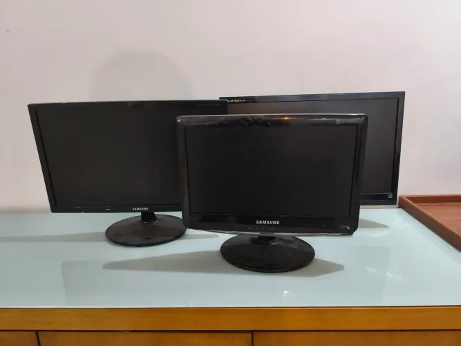 Telas de Pc 15" e de 17" polegadas
