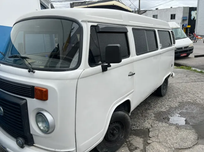 Volkswagen Kombi Standard 1.4 MI Total Flex 8V 2009