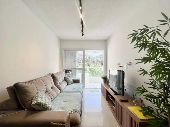 Apartamento á venda na Praia da Enseada no Guarujá | Omega Imóveis