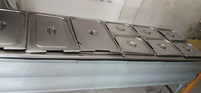 Buffet com cubas para restaurante