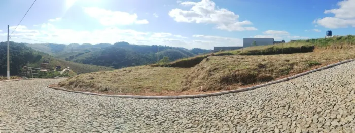 ? Terreno à venda - Condomínio Campo Belo, Chácara/MG.