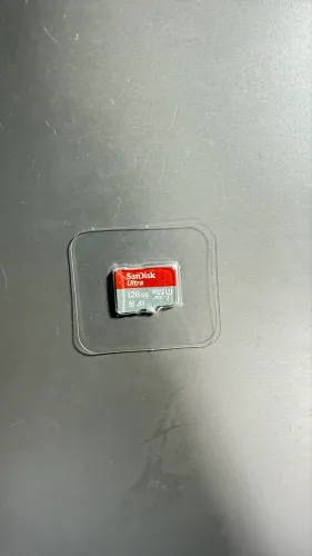 Cartão de Memória MicroSD SanDisk Ultra 128GB - Nunca Usado