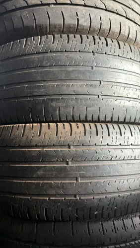 Pneus 235/60/17 marca Goodyear