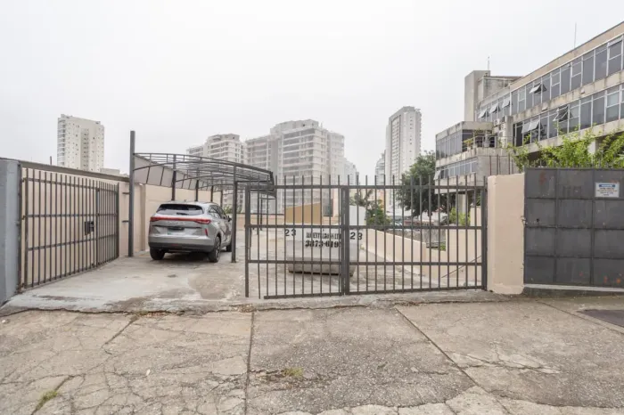 Galpão na Rua Pio XI, 1582 400 m²