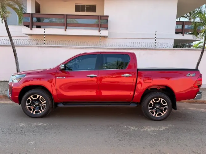 Toyota Hilux CD SRX 4X4 2.8 TDI 16V Diesel Aut. 2026
