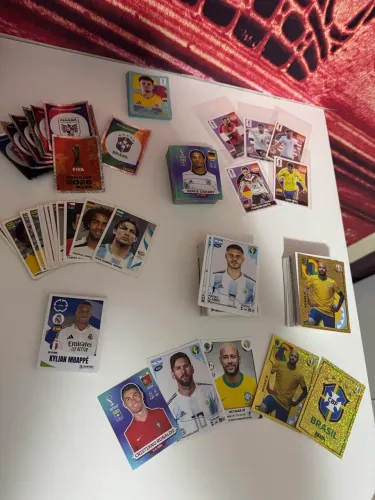 FIGURINHAS DA COPA DO MUNDO (2006,2022,2026) FIGURINHAS DA COPA AMÉRICA ( 2019,2021)