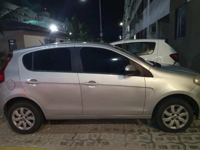 Fiat Palio Attractive 1.0 EVO Fire Flex 8V 5P 2015