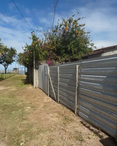 TERRENO PÉ NA AREIA - COM OBRA EM ANDAMENTO. EXCELENTE OPORTUNIDADE.