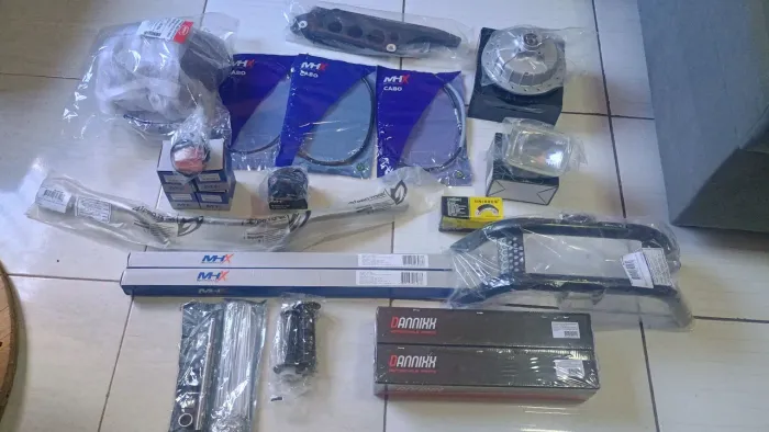 Bros 125/150 peças pra frente da moto 