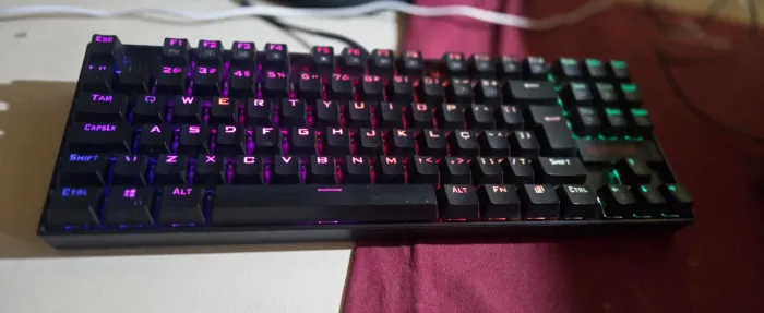 Vende-se teclado mecânico