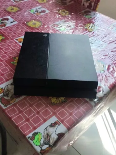 Playstation 4 com defeito para retirada de peças