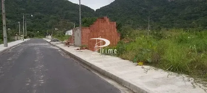 Terreno à venda, 450 m² por R$ 200.000,00 - Recanto de Itaipuaçu - Maricá/RJ