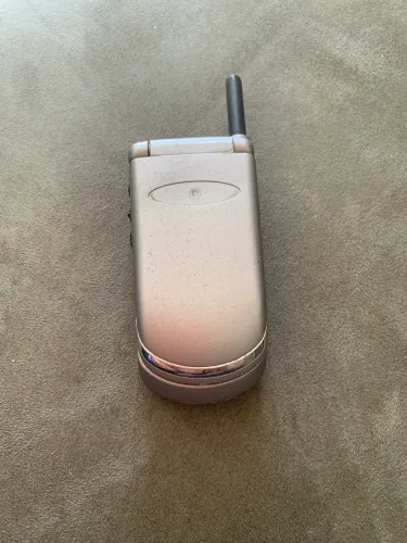 Celular Motorola V8160