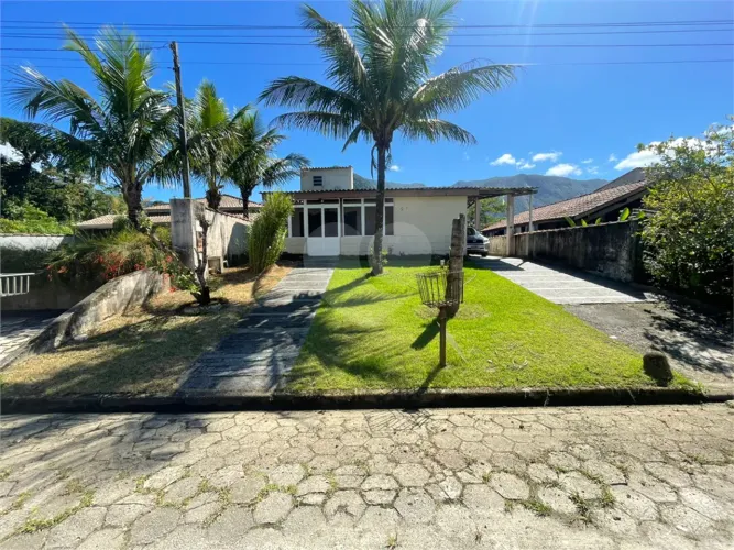 Condomínio com 2 quartos à venda em Morada da praia - SP