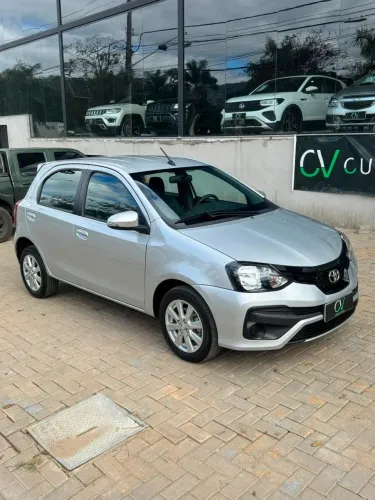Toyota Etios X Plus 1.5 Flex 16V 5P Mec. 2021