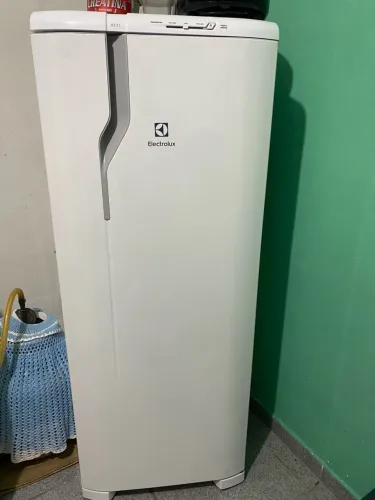 Geladeira Electrolux