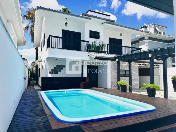 Casa 3 quartos no bairro Pedra Branca, Palhoça