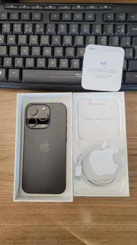 iPhone 15 Pro 256GB Black Titanium - Impecável