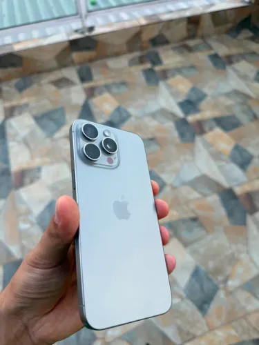 iPhone 15 pro max 256gb 86%