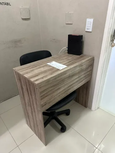 Mesa Recepção ou Estudos
