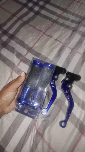 Manete + manopla para moto ficar mais estilosa!