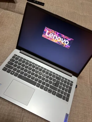 Lenovo IdeaPad 1 Semi Novo (Com Nota Fiscal + Caixa) 