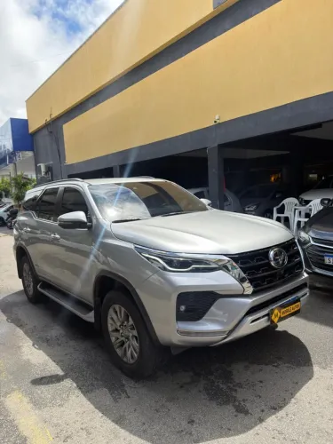 Toyota Hilux SW4 SRX 4X4 2.8 TDI 16V Dies. Aut. 2024