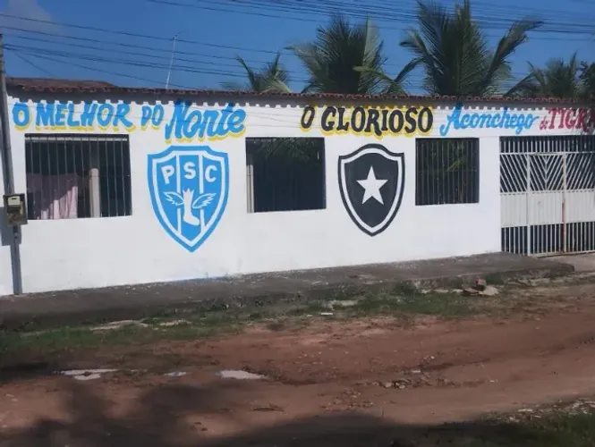 CASA EM MOSQUEIRO - PA