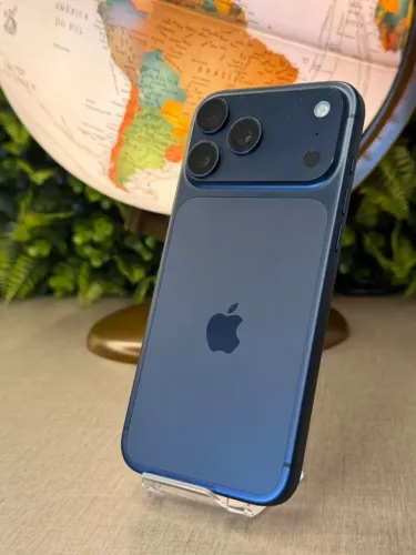 iPhone 17 Pro Max 256GB - 100% de Bateria - Lindo, todo original - Até 18x