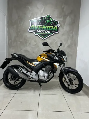 Honda CB 250 Twister ABS