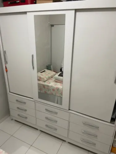 Guarda-roupa casal