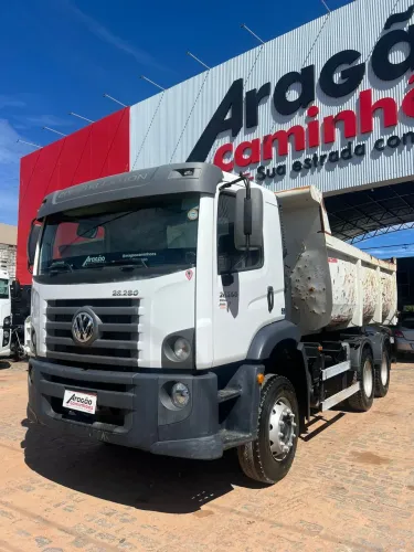 VOLKSWAGEN 26-280 E Constel. 6x4 2p (diesel)(E5)