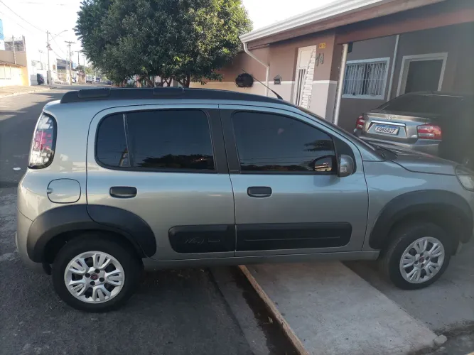 Fiat Uno WAY Celeb. 1.0 EVO Fire Flex 8V 5P 2015