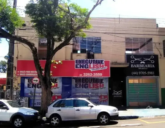 Sobrado à venda, 380 m² por R$ 1.500.000,00 - Jardim Universitário - Maringá/PR