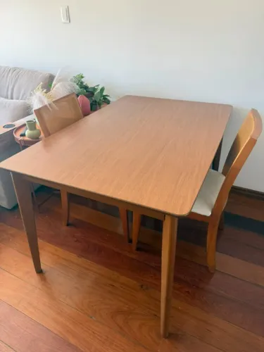 Conjunto de Jantar: Mesa 135x89 + 2 Cadeiras Palhinha, Seminovo