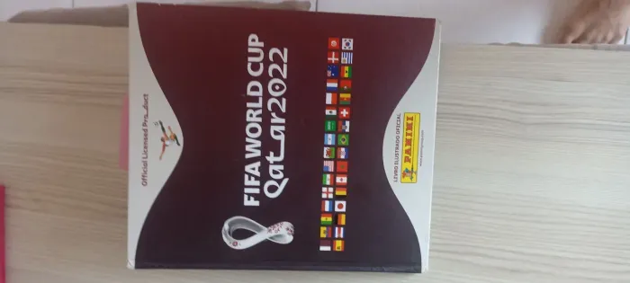 Álbum da copa 2022 completo capa dura.