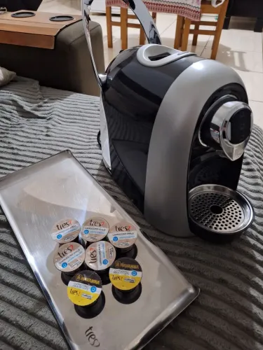 VENDO CAFETEIRA ESPRESSO 3 CORAÇÕES