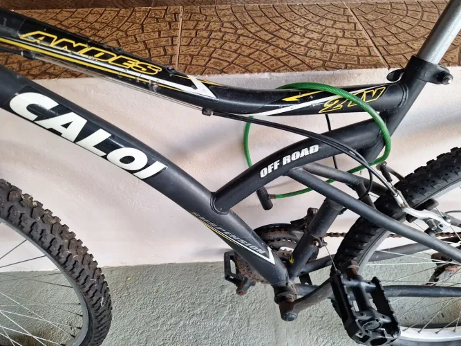 Vendo bicicleta Caloi aro 26!!