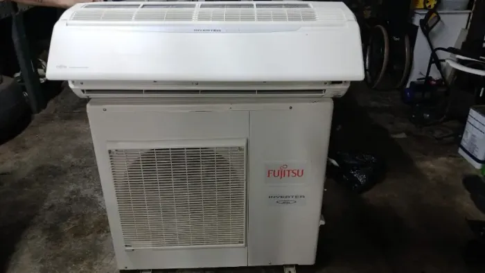 Ar condicionado inverter quente e frio 27mil Btus