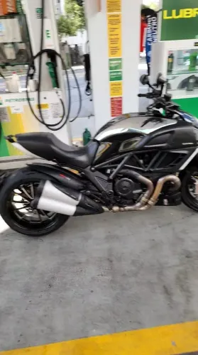 Ducati Diavel 1200cc Top 2013
