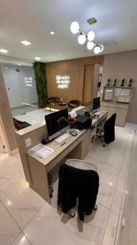 2 SALAS COMERCIAIS NO HORIZONTE JARDINS - NO BAIRRO JARDINS, ANDAR ALTO