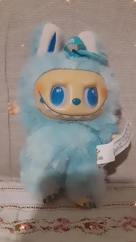 Labubu chaveiro grande de pelúcia azul