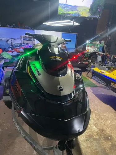 Vende-se jet ski seadoo