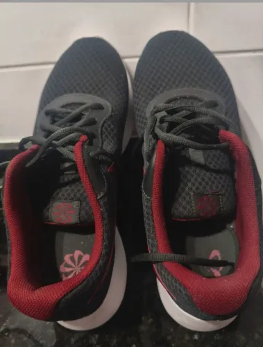 Tênis Nike tanjum macio n 41 original