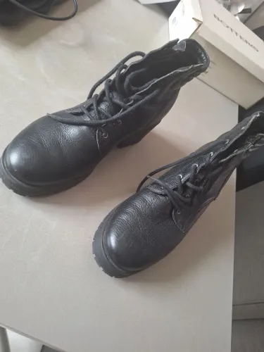 Bota de couro da botero!