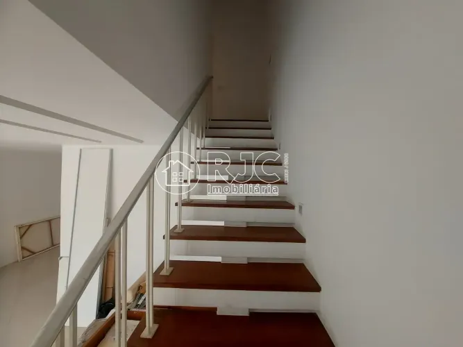 Casa de condomínio para venda com 236 metros quadrados com 5 quartos em Tijuca - Rio de Ja