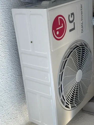 Ar condicionado LG 12 btu novo praticamente sem uso