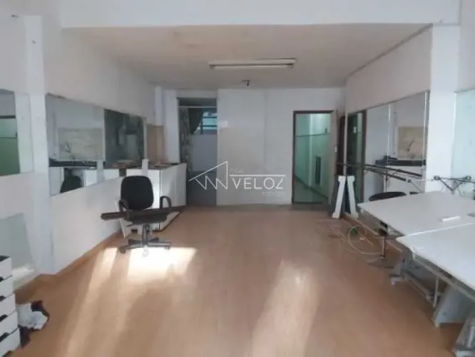 Sala : / Comercial / Flamengo